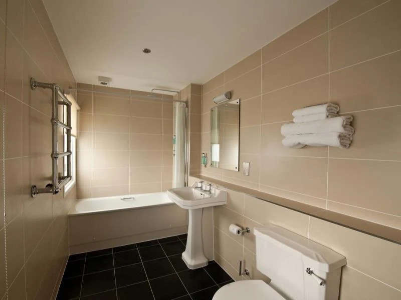 Leonardo Boutique Huntingtower Perth